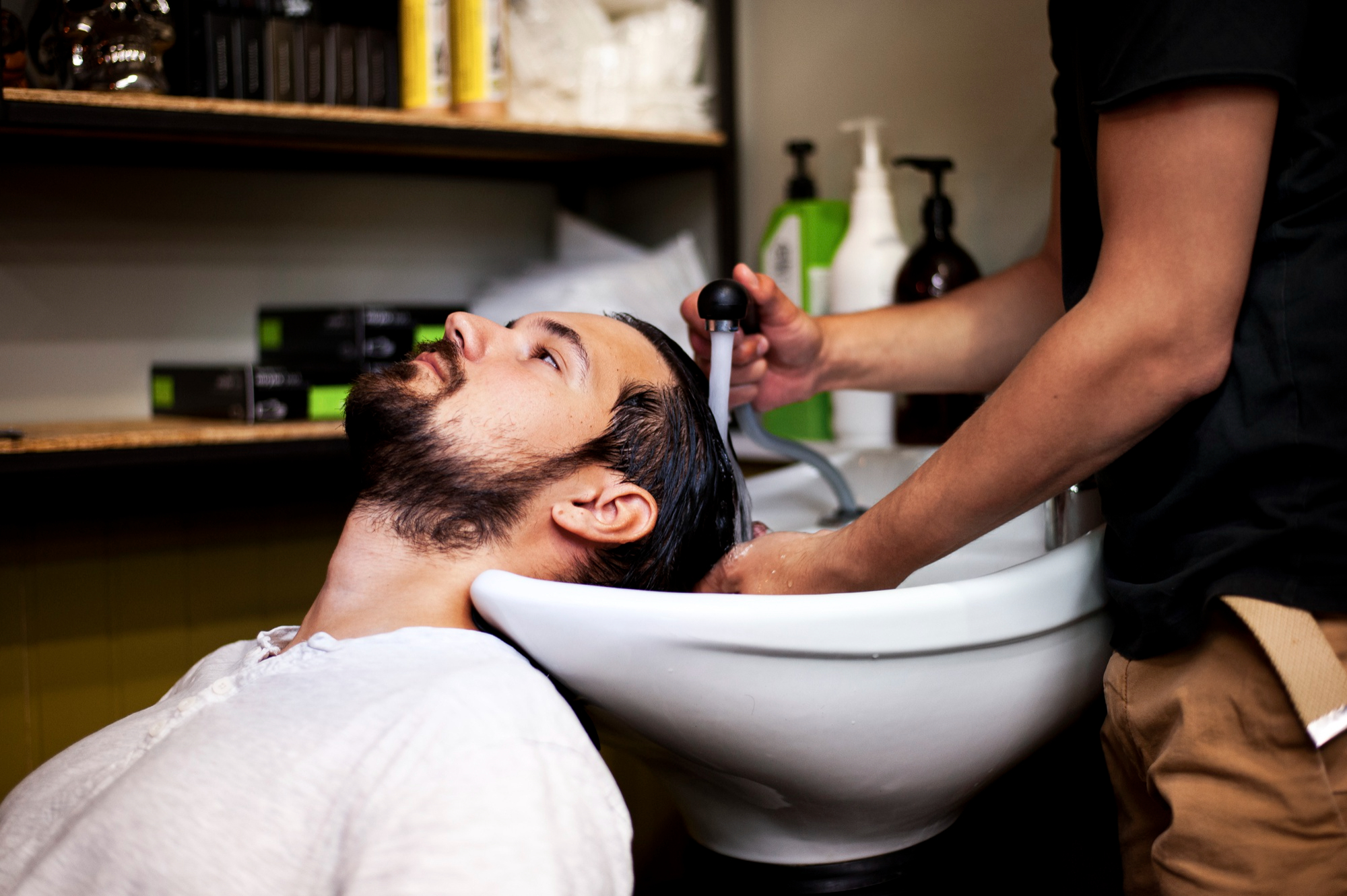 Relaxing hair spa